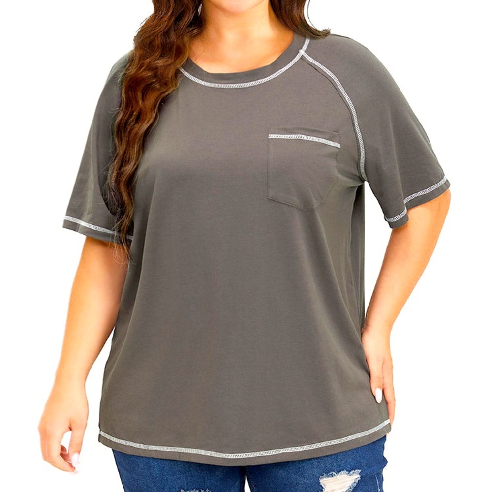NWT BloomChic “TASHA” everyday essentials gray pocket tee. Size 12.